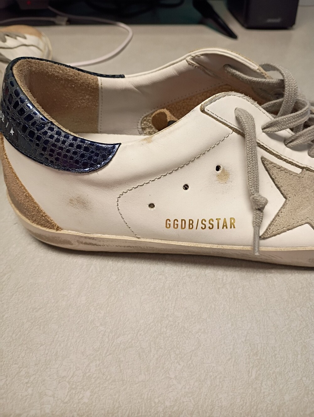 Golden Goose White and Tan Suede Star Sneakers - Picture 4 of 8